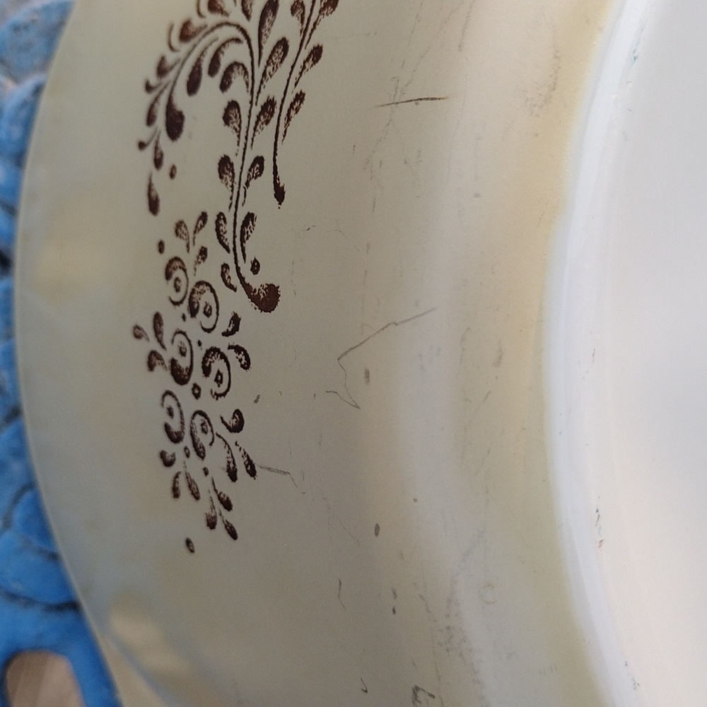 Pyrex Homestead 475-B 2.5L Beige with Brown Scrollwork and with Clear Lid - Picture 13 of 15